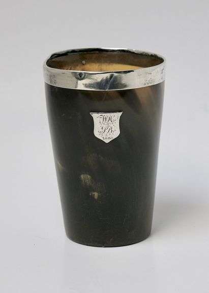 ANTIQUE HORN CUP