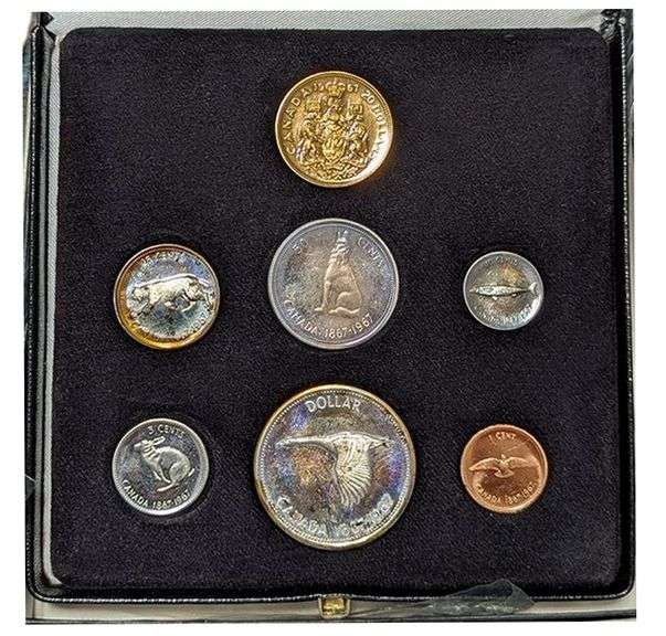 JEWELLERY, STAMPS & COINS