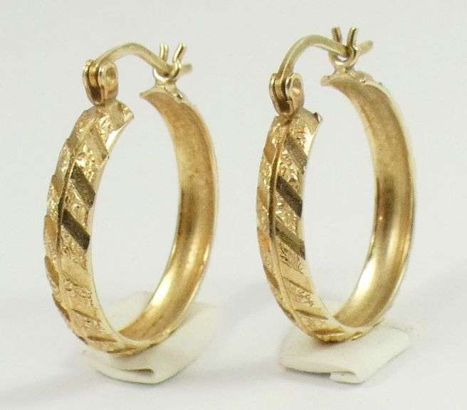 PAIR GOLD HOOP EARRINGS