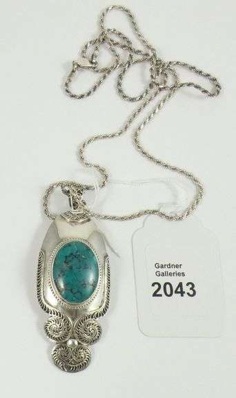 STERLING & TURQUOISE PENDANT NECKLACE
