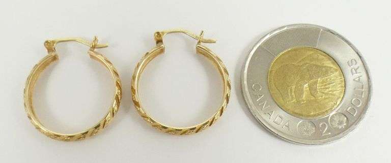 PAIR GOLD HOOP EARRINGS