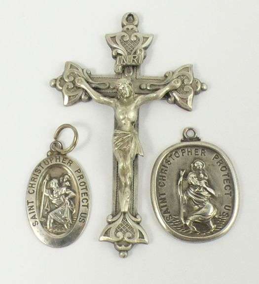 CRUCIFIX PENDANT & ROSARIES