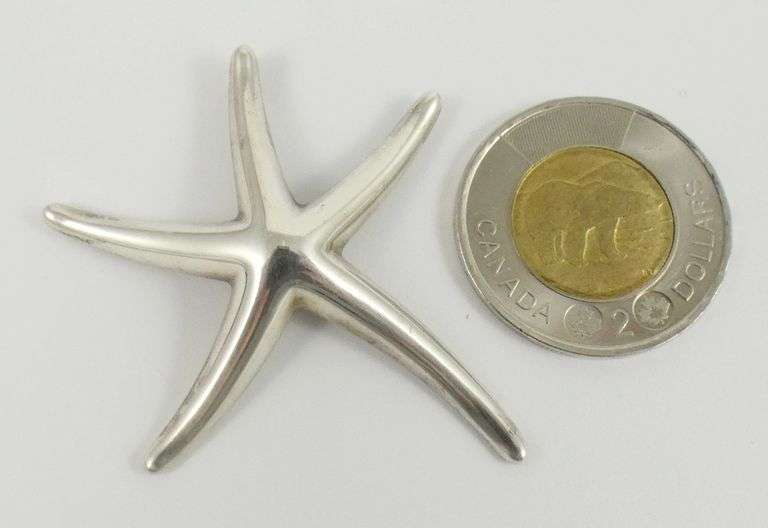 TIFFANY & COMPANY PENDANT