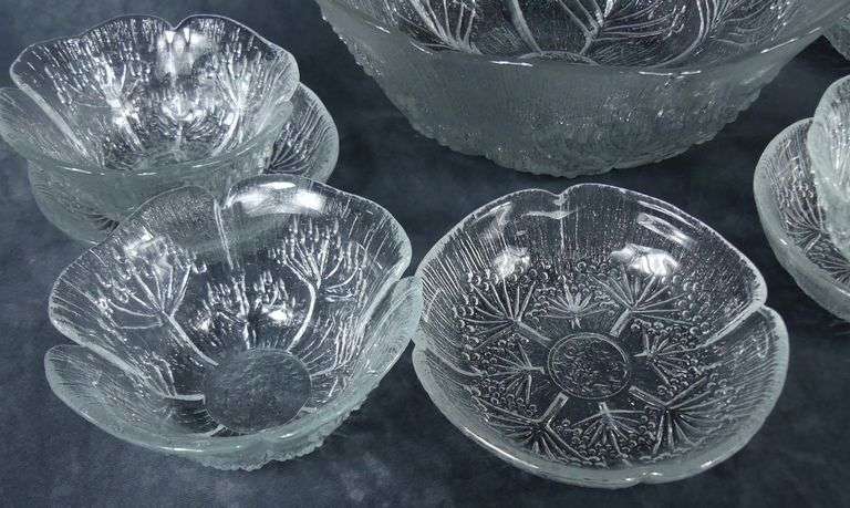 SCANDINAVIAN GLASS SALAD SET
