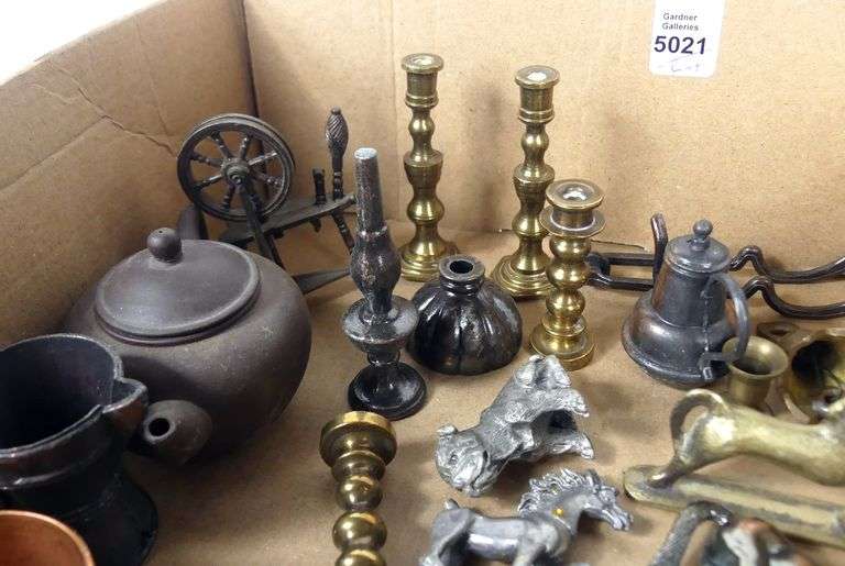 BRASS & METAL CURIOS