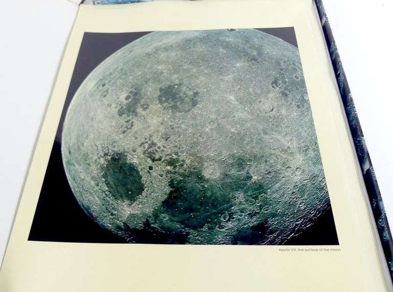 VINTAGE OMEGA "MOON CRATER" BOX WITH APOLLO PRINTS