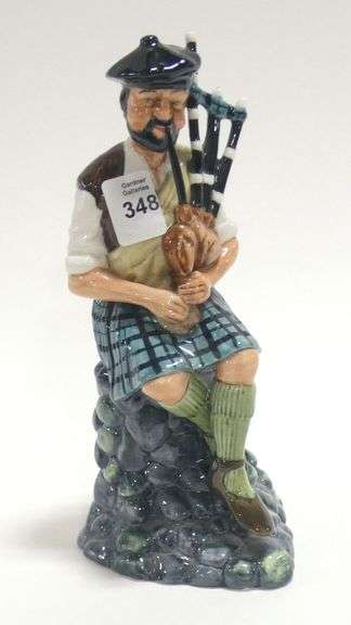 ROYAL DOULTON "THE PIPER" FIGURINE