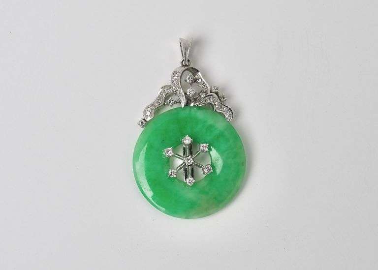 JADE & DIAMOND PENDANT
