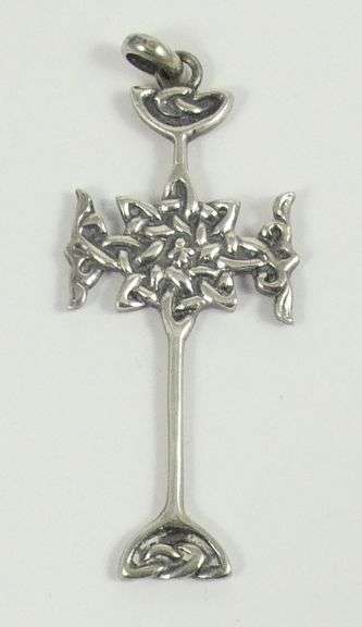 SCOTTISH CELTIC CROSS PENDANT