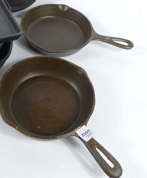 CAST IRON COOKWARE
