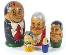 RUSSIAN NESTING DOLL SET