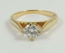 DIAMOND SOLITAIRE RING