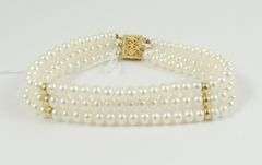 PEARL & GOLD BRACELET