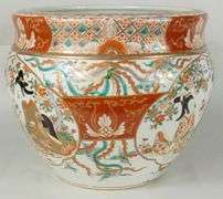 ANTIQUE IMARI JARDINIERE