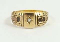 ANTIQUE ENGLISH GOLD RING