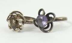 2 MID-20TH CENTURY SILVER RINGS