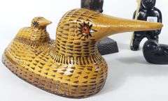 INDIGENOUS STYLE FIGURES & WOOD CARVING