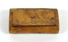 ANTIQUE JEWELLERY CASKET