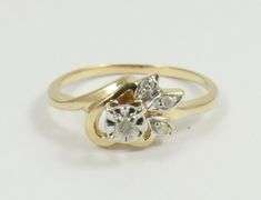 DAINTY DIAMOND RING