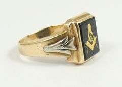 GOLD MASONIC RING