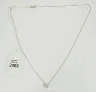 DIAMOND PENDANT NECKLACE