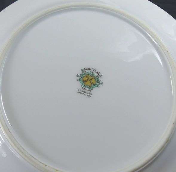 NORITAKE DINNERWARE