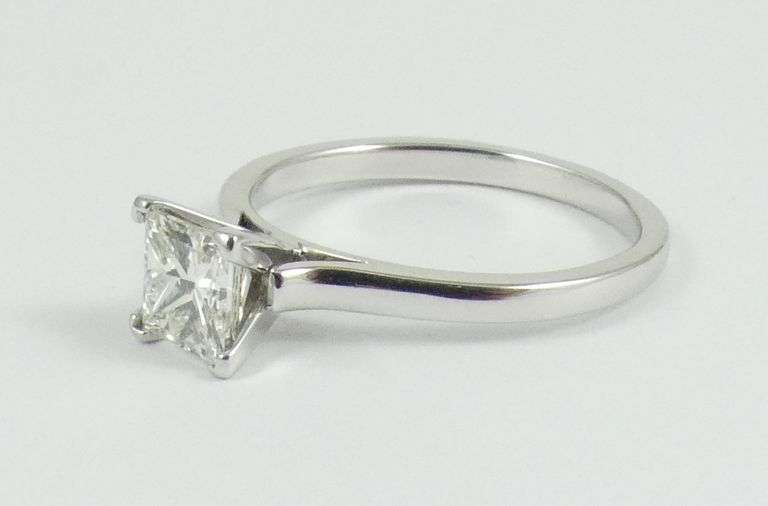 PRINCESS DIAMOND SOLITAIRE RING