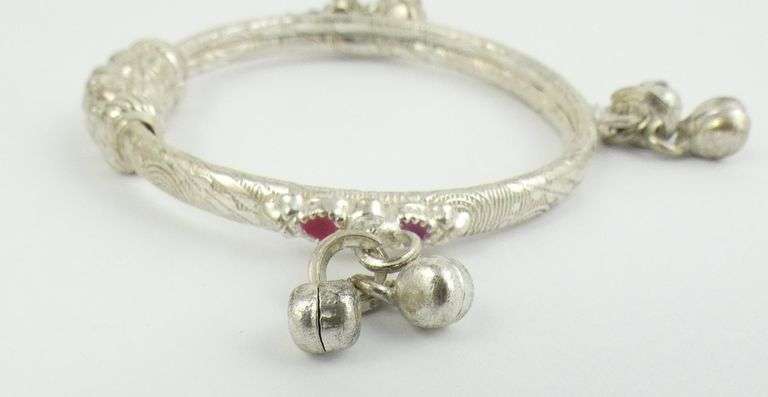 2 PAIRS SILVER ANKLETS