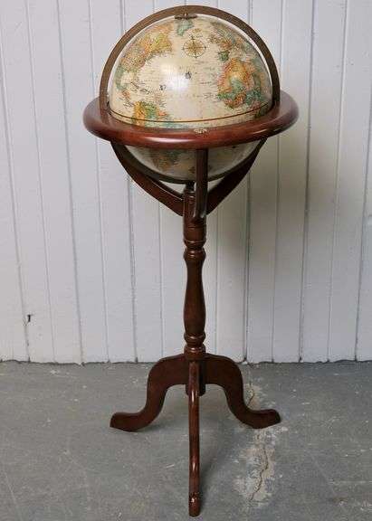 FLOOR STANDING GLOBE