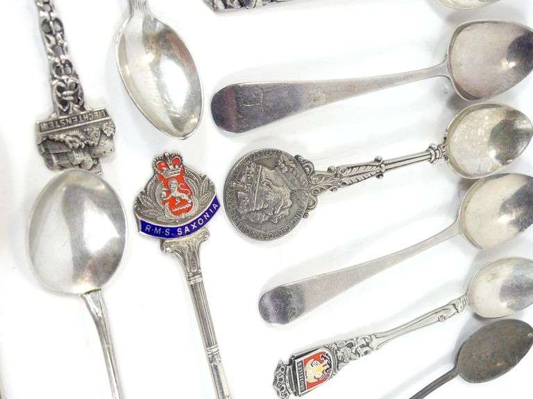 17 SILVER SPOONS