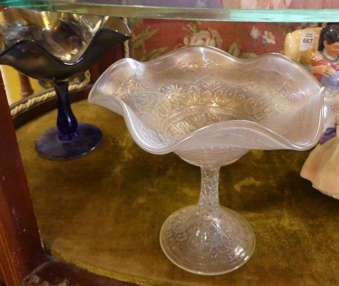 THREE PIECES OF CARNIVAL GLASS
