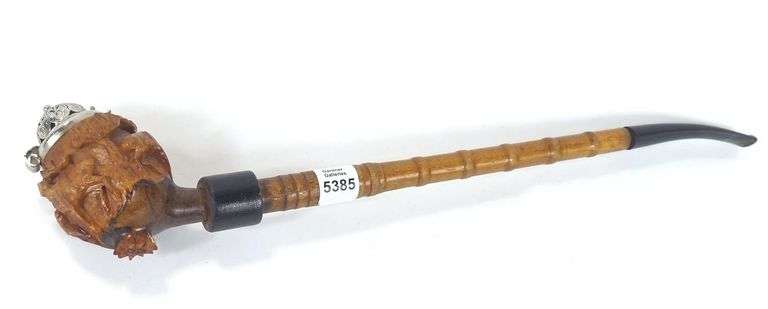 FINELY CARVED BAVARIAN PIPE