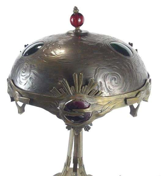 ART NOUVEAU TABLE LAMP