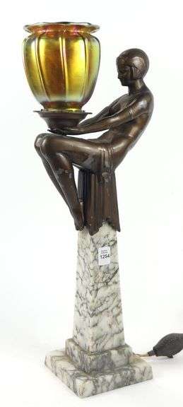ART DECO ERA TABLE LAMP