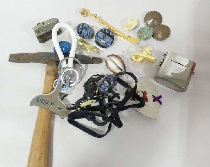 BOX LOT OF INTERESTING CURIOS