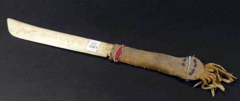 ANTIQUE INDIGENOUS KNIFE