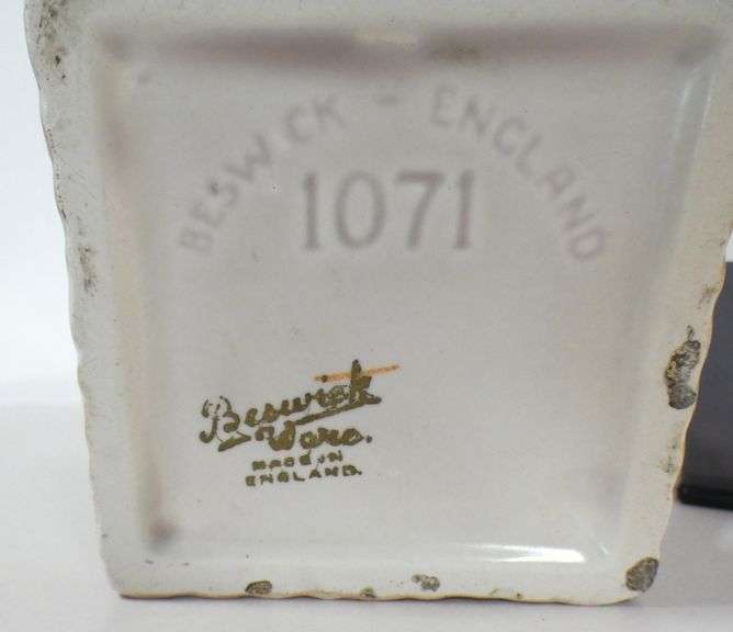 BESWICK FIGURINES, VASE AND SIGN