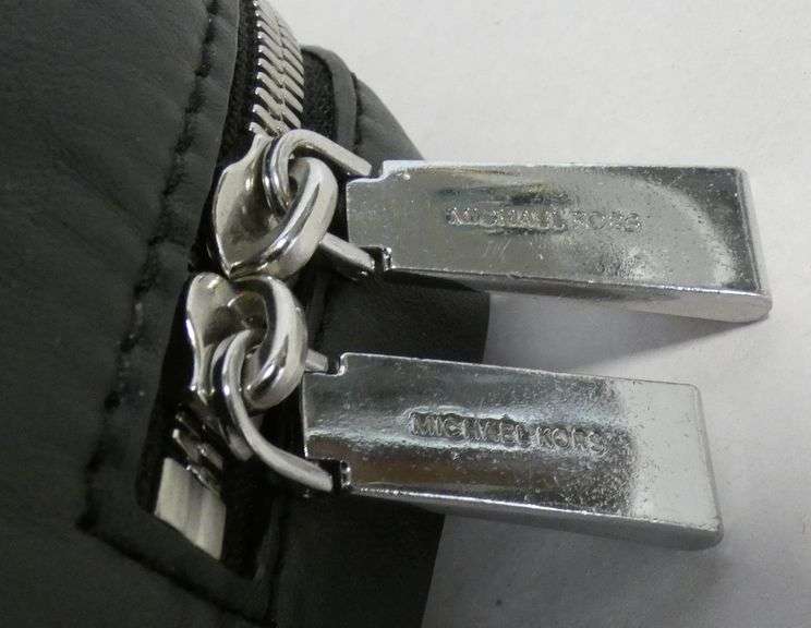 MICHAEL KORS LEATHER PURSE