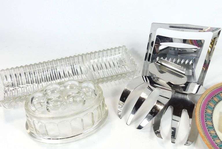 METALWARE, CHINA, COLLECTIBLES