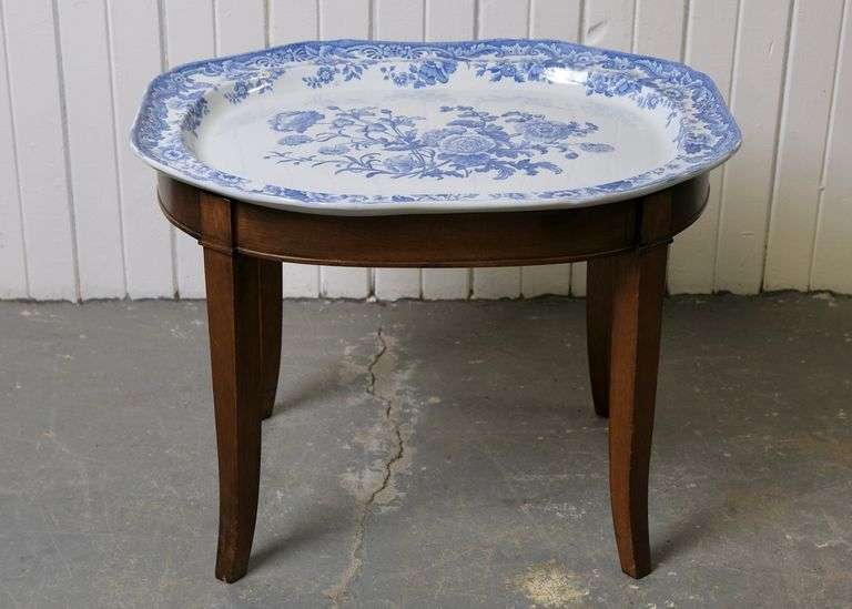 COPELAND'S PLATTER TABLE
