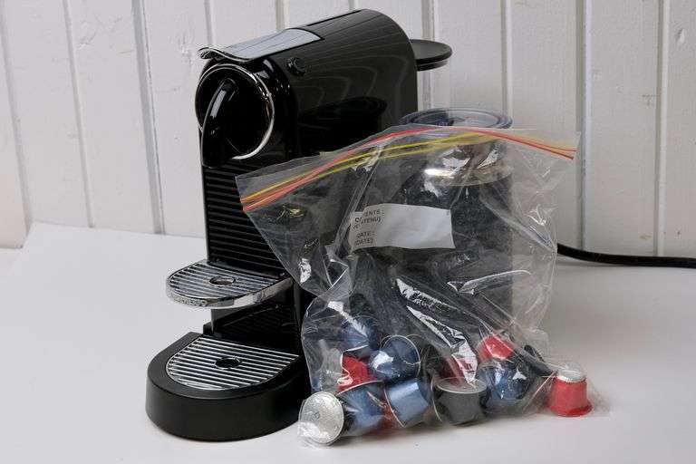 NESPRESSO COFFEE MAKER