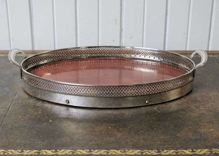 GALLERIED TRAY