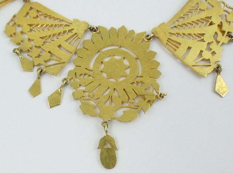 MAGNIFICENT GOLD NECKLACE