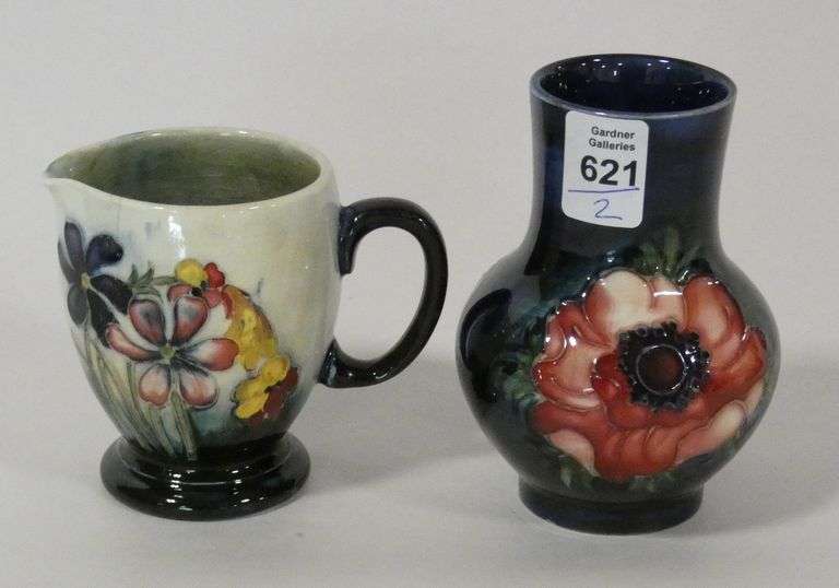 TWO PIECES OF MOORCROFT POTTERY