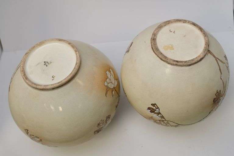 PAIR OF SATSUMA VASES
