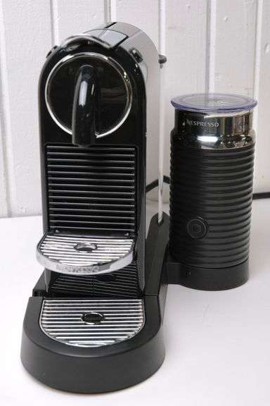 NESPRESSO COFFEE MAKER