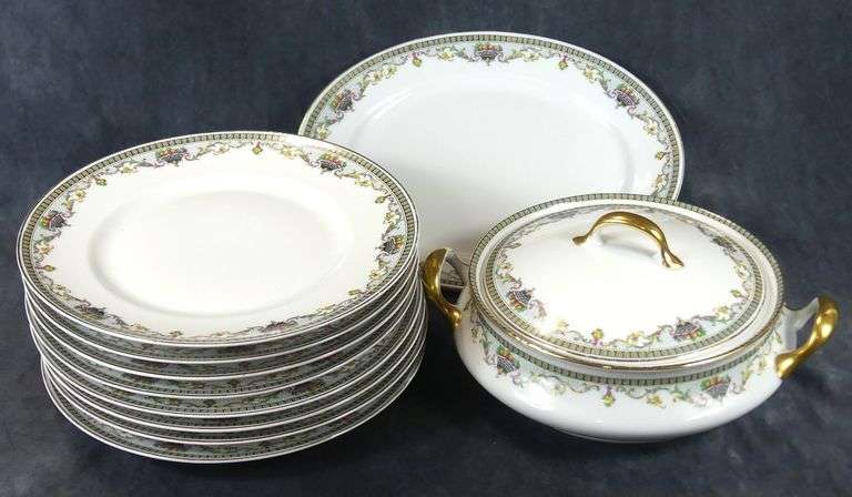 LIMOGES DINNERWARE