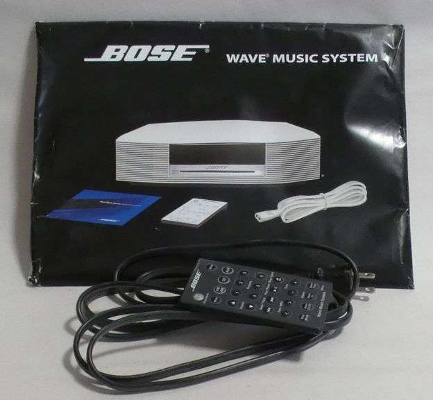 BOSE WAVE MUSIC SYSTEM