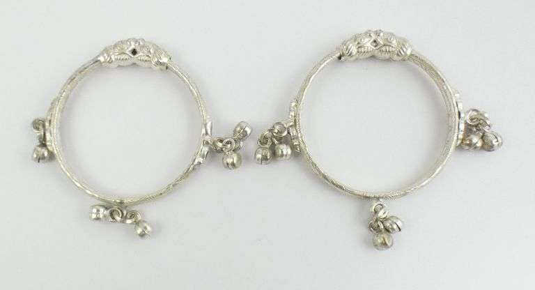 2 PAIRS SILVER ANKLETS