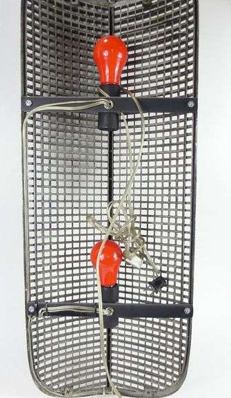 1937 VINTAGE CAR GRILLE/WALL LIGHT